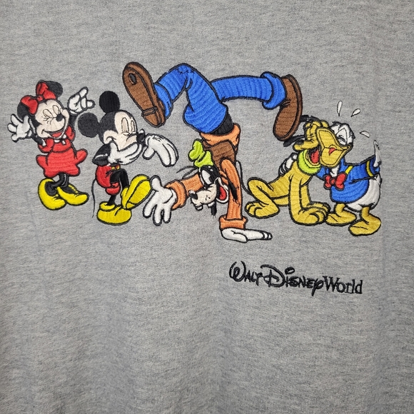 Vintage Disney crewneck sweatshirt Gray - Picture 10 of 11